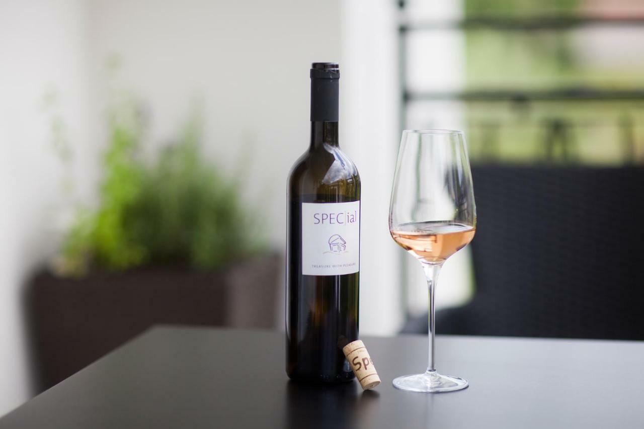 Design & Wine Vila Special Bled Luaran gambar